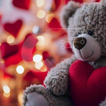 Intra Συλλεκτικό Ξύλινο Παζλ Plywood  4mm - Αρκουδάκι με στολίδι καρδιάς μπροστά στα κόκκινα και λευκά φώτα Σε Ξύλινο Κουτί - Διαστάσεις Puzzle: 10x10 cm – 25 κομμάτια - Image 1