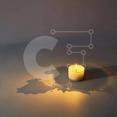 Intra Συλλεκτικό Ξύλινο Παζλ Plywood 4mm - Αφηρημένη σκιά χύτευσης κεριών Σε Ξύλινο Κουτί - Διαστάσεις Puzzle: 10x10 cm – 25 κομμάτια - Image 1