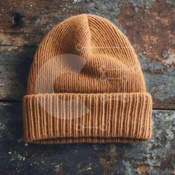 Intra Συλλεκτικό Ξύλινο Παζλ Plywood  4mm - Πλεκτό καπέλο Beanie σε Ξύλινη Επιφάνεια Σε Ξύλινο Κουτί - Διαστάσεις Puzzle: 10x10 cm – 25 κομμάτια - Image 1