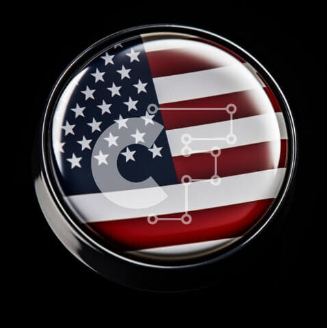 Intra Συλλεκτικό Ξύλινο Παζλ Plywood 4mm - Κουμπί αμερικανικής σημαίας σε μαύρο φόντο Σε Ξύλινο Κουτί - Διαστάσεις: 10x10 cm – 25 κομμάτια - Image 1