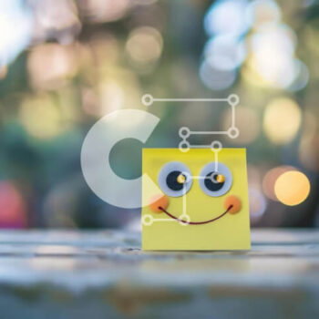 Intra Συλλεκτικό Ξύλινο Παζλ Plywood  4mm - Αναποδογυρισμένο Smiley Face Post-It Note στο τραπέζι Σε Ξύλινο Κουτί - Διαστάσεις: 10x10 cm – 25 κομμάτια - Image 1