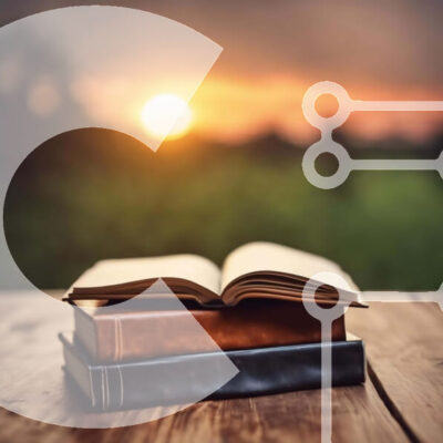 Intra Συλλεκτικό Ξύλινο Παζλ Plywood  4mm - Ανοίξτε το βιβλίο σε ξύλινο τραπέζι με ηλιοβασίλεμα Σε Ξύλινο Κουτί - Διαστάσεις Puzzle: 10x10 cm – 25 κομμάτια - Image 1