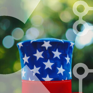 Intra Συλλεκτικό Ξύλινο Παζλ Plywood  4mm - Καπέλο με θέμα την αμερικανική σημαία Σε Ξύλινο Κουτί - Διαστάσεις Puzzle: 10x10 cm – 25 κομμάτια