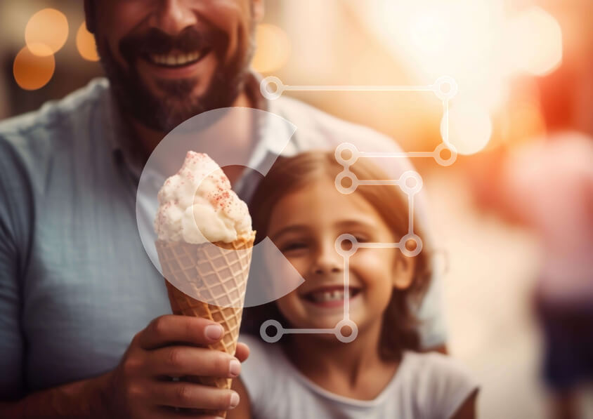 Intra Συλλεκτικό Ξύλινο Παζλ Plywood  4mm - Πατέρας και κόρη μοιράζονται τη στιγμή του παγωτού Σε Ξύλινο Κουτί - Διαστάσεις Puzzle: 10x10 cm – 25 κομμάτια