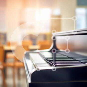 Intra Συλλεκτικό Ξύλινο Παζλ Plywood  4mm - Μαύρο πιάνο με ουρά σε μια άδεια τάξη Σε Ξύλινο Κουτί - Διαστάσεις Puzzle: 10x10 cm – 25 κομμάτια - Image 1