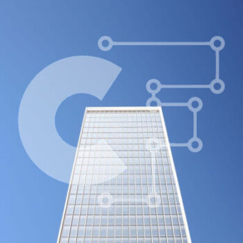 Intra Συλλεκτικό Ξύλινο Παζλ Plywood  4mm - Μοντέρνο κτήριο με γυάλινους τοίχους με καταγάλανο ουρανό Σε Ξύλινο Κουτί - Διαστάσεις Puzzle: 10x10 cm – 25 κομμάτια - Image 1