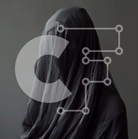 Intra Συλλεκτικό Ξύλινο Παζλ Plywood 4mm - Μυστηριώδης γυναίκα με μαύρο πέπλο Σε Ξύλινο Κουτί - Διαστάσεις Puzzle: 10x10 cm – 25 κομμάτια - Image 1