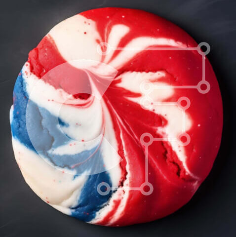 Intra Συλλεκτικό Ξύλινο Παζλ Plywood  4mm - Patriotic 4th of July Swirled Cookie on Black Surface Σε Ξύλινο Κουτί - Διαστάσεις: 10x10 cm – 25 κομμάτια - Image 1