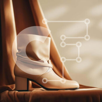 Intra Συλλεκτικό Ξύλινο Παζλ Plywood  4mm - Μπεζ ψηλοτάκουνο μποτάκι σε πορτοκαλί κουρτίνα Σε Ξύλινο Κουτί - Διαστάσεις Puzzle: 10x10 cm – 25 κομμάτια - Image 1