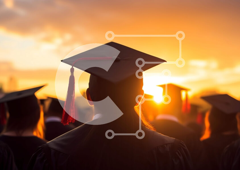 Intra Συλλεκτικό Ξύλινο Παζλ Plywood  4mm - Ομάδα αποφοίτων με καπέλο και φόρεμα στο ηλιοβασίλεμα Σε Ξύλινο Κουτί - Διαστάσεις Puzzle: 10x10 cm – 25 κομμάτια