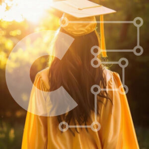 Intra Συλλεκτικό Ξύλινο Παζλ Plywood  4mm - Γυναίκα με φόρεμα αποφοίτησης που περπατά μέσα στο δάσος Σε Ξύλινο Κουτί - Διαστάσεις Puzzle: 10x10 cm – 25 κομμάτια