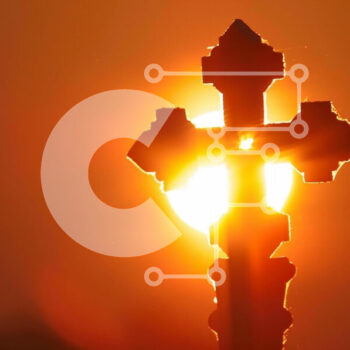 Intra Συλλεκτικό Ξύλινο Παζλ Plywood  4mm - Σκιαγραφημένος Σταυρός ενάντια στη Δύση του Ήλιου Σε Ξύλινο Κουτί - Διαστάσεις Puzzle: 10x10 cm – 25 κομμάτια - Image 1