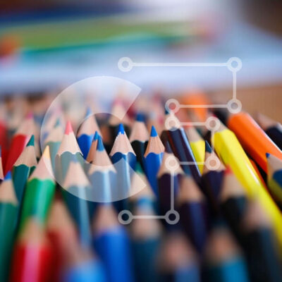 Intra Συλλεκτικό Ξύλινο Παζλ Plywood  4mm - Πολύχρωμα μολύβια και σύνθεση βιβλίων Σε Ξύλινο Κουτί - Διαστάσεις: 10x10 cm – 25 κομμάτια - Image 1