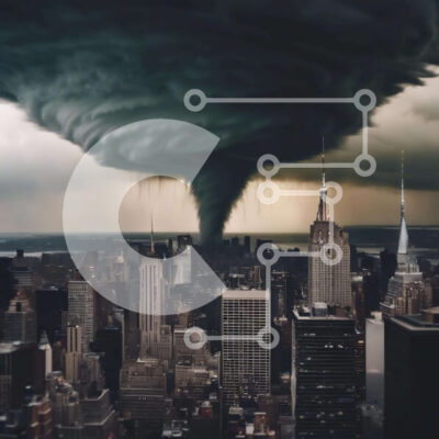 Intra Συλλεκτικό Ξύλινο Παζλ Plywood 4mm - Μεγάλο σύννεφο ανεμοστρόβιλου πάνω από το αστικό τοπίο Σε Ξύλινο Κουτί - Διαστάσεις Puzzle: 10x10 cm – 25 κομμάτια - Image 1