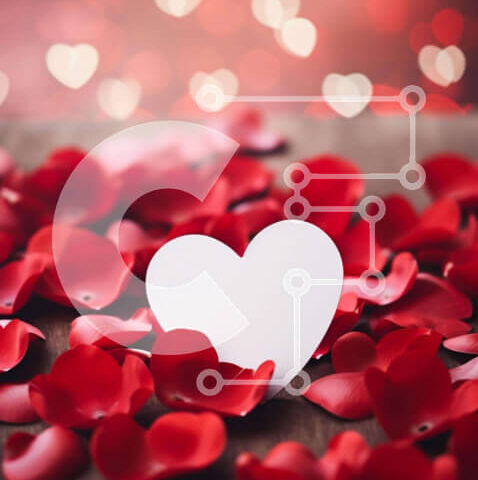 Intra Συλλεκτικό Ξύλινο Παζλ Plywood  4mm - Λευκή Βίβλος σε σχήμα καρδιάς σε κόκκινα ροδοπέταλα Σε Ξύλινο Κουτί - Διαστάσεις Puzzle: 10x10 cm – 25 κομμάτια - Image 1