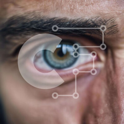 Intra Συλλεκτικό Ξύλινο Παζλ Plywood  4mm - Κοντινό πλάνο ενός αντρικού μπλε ή πράσινου ματιού Σε Ξύλινο Κουτί - Διαστάσεις Puzzle: 10x10 cm – 25 κομμάτια - Image 1