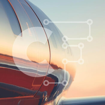 Intra Συλλεκτικό Ξύλινο Παζλ Plywood  4mm - Πτέρυγα αεροπλάνου που αιωρείται στον ουρανό του ηλιοβασιλέματος Σε Ξύλινο Κουτί - Διαστάσεις Puzzle: 10x10 cm – 25 κομμάτια - Image 1