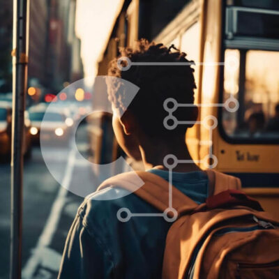 Intra Συλλεκτικό Ξύλινο Παζλ Plywood 4mm - Μαθητής με σακίδιο με σχολικό λεωφορείο Σε Ξύλινο Κουτί - Διαστάσεις Puzzle: 10x10 cm – 25 κομμάτια - Image 1