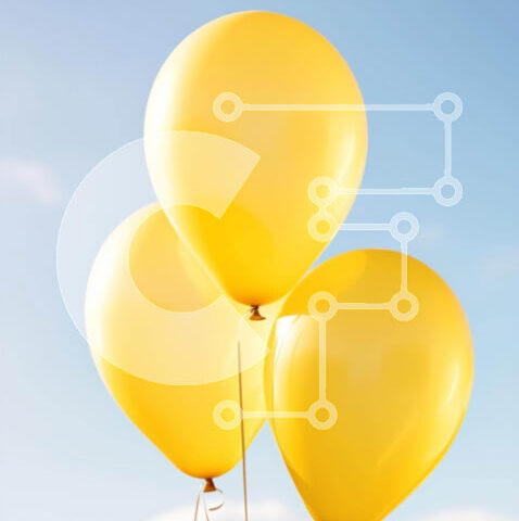 Intra Συλλεκτικό Ξύλινο Παζλ Plywood  4mm - Τρία κίτρινα μπαλόνια που επιπλέουν στον αέρα Σε Ξύλινο Κουτί - Διαστάσεις: 10x10 cm – 25 κομμάτια - Image 1