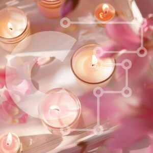 Intra Συλλεκτικό Ξύλινο Παζλ Plywood  4mm - Δίσκος με κεριά και ροζ πέταλα Σε Ξύλινο Κουτί - Διαστάσεις Puzzle: 10x10 cm – 25 κομμάτια