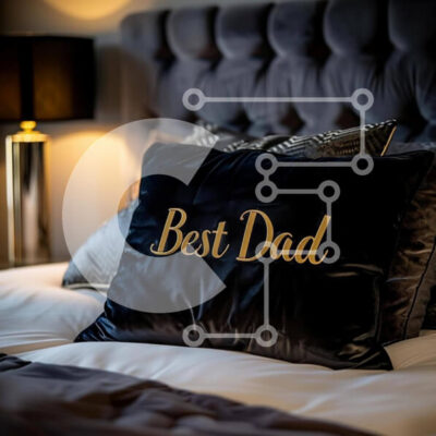 Intra Συλλεκτικό Ξύλινο Παζλ Plywood 4mm - Μαύρο μαξιλάρι 'Best Dad' στο κρεβάτι με λάμπες Σε Ξύλινο Κουτί - Διαστάσεις Puzzle: 10x10 cm – 25 κομμάτια - Image 1