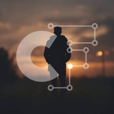 Intra Συλλεκτικό Ξύλινο Παζλ Plywood  4mm - Σιλουέτα ενός άνδρα σε ένα χωράφι στο ηλιοβασίλεμα Σε Ξύλινο Κουτί - Διαστάσεις Puzzle: 10x10 cm – 25 κομμάτια - Image 1