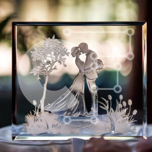 Intra Συλλεκτικό Ξύλινο Παζλ Plywood  4mm - Γυάλινο γλυπτό του ζεύγους που φιλά Σε Ξύλινο Κουτί - Διαστάσεις Puzzle: 10x10 cm – 25 κομμάτια