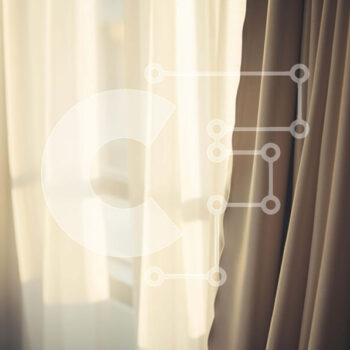 Intra Συλλεκτικό Ξύλινο Παζλ Plywood  4mm - Άνετο υπνοδωμάτιο με μερικώς ανοιχτές κουρτίνες Σε Ξύλινο Κουτί - Διαστάσεις Puzzle: 10x10 cm – 25 κομμάτια - Image 1