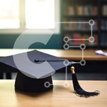 Intra Συλλεκτικό Ξύλινο Παζλ Plywood  4mm - Καπάκι αποφοίτησης και βιβλία Σε Ξύλινο Κουτί - Διαστάσεις Puzzle: 10x10 cm – 25 κομμάτια - Image 1