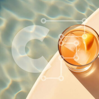 Intra Συλλεκτικό Ξύλινο Παζλ Plywood  4mm - Δροσιστικό ποτό πορτοκαλιού δίπλα στην πισίνα Σε Ξύλινο Κουτί - Διαστάσεις Puzzle: 10x10 cm – 25 κομμάτια - Image 1