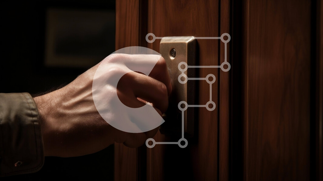 Intra Συλλεκτικό Ξύλινο Παζλ Plywood  4mm - Αντρικό χέρι που φτάνει για τη λαβή της πόρτας Σε Ξύλινο Κουτί - Διαστάσεις: 10x10 cm – 25 κομμάτια