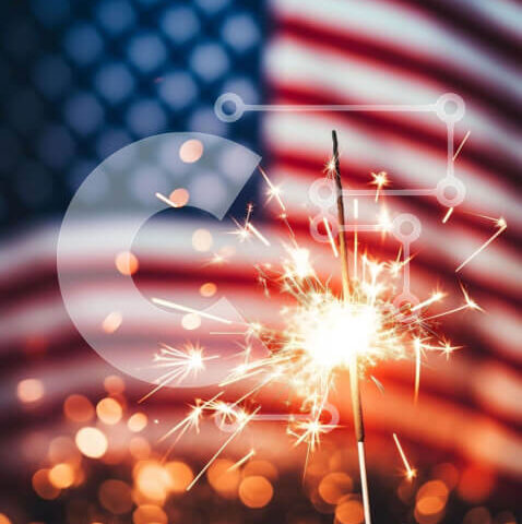 Intra Συλλεκτικό Ξύλινο Παζλ Plywood  4mm - Patriotic Sparkler με αμερικανική σημαία για τις 4 Ιουλίου Σε Ξύλινο Κουτί - Διαστάσεις: 10x10 cm – 25 κομμάτια - Image 1