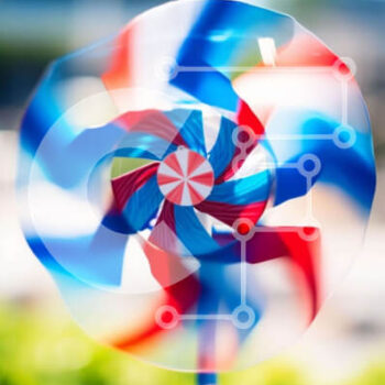 Intra Συλλεκτικό Ξύλινο Παζλ Plywood  4mm - Πολύχρωμο pinwheel στην αστική περιοχή Σε Ξύλινο Κουτί - Διαστάσεις Puzzle: 10x10 cm – 25 κομμάτια - Image 1