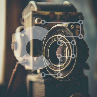 Intra Συλλεκτικό Ξύλινο Παζλ Plywood  4mm - Vintage κάμερα με παλιομοδίτικο φακό Σε Ξύλινο Κουτί - Διαστάσεις: 10x10 cm – 25 κομμάτια - Image 1