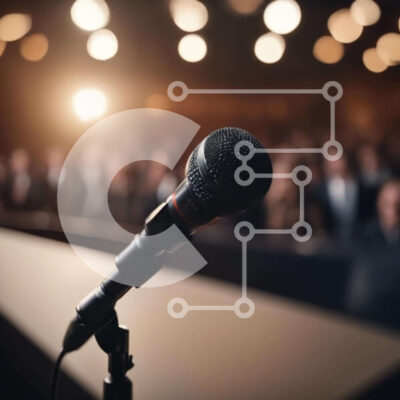 Intra Συλλεκτικό Ξύλινο Παζλ Plywood  4mm - Μικρόφωνο μπροστά στο κοινό Σε Ξύλινο Κουτί - Διαστάσεις Puzzle: 10x10 cm – 25 κομμάτια - Image 1