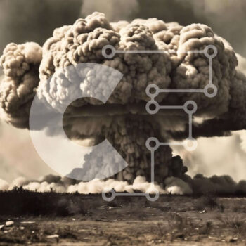 Intra Συλλεκτικό Ξύλινο Παζλ Plywood  4mm - Τεράστιο σύννεφο μανιταριών από τη δεκαετία του 1940 ή του 1950 Σε Ξύλινο Κουτί - Διαστάσεις Puzzle: 10x10 cm – 25 κομμάτια - Image 1