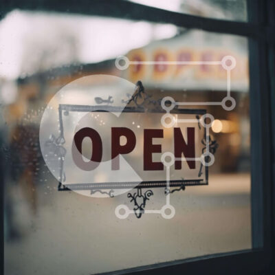 Intra Συλλεκτικό Ξύλινο Παζλ Plywood  4mm - Παράθυρο με ανοιχτή πινακίδα και άτομα που εισέρχονται στο κατάστημα Σε Ξύλινο Κουτί - Διαστάσεις Puzzle: 10x10 cm – 25 κομμάτια - Image 1