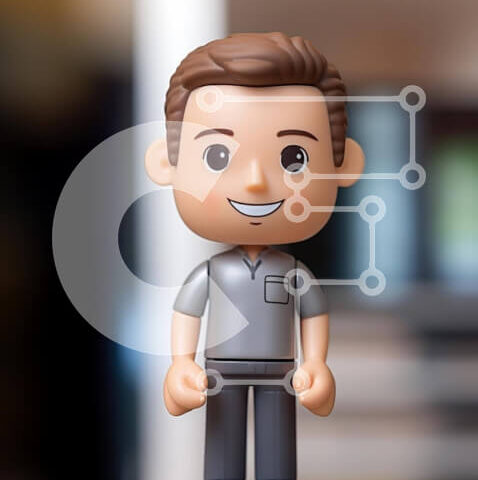 Intra Συλλεκτικό Ξύλινο Παζλ Plywood 4mm - Χαμογελαστό ειδώλιο παιχνιδιού που εμφανίζεται σε αντικείμενο Σε Ξύλινο Κουτί - Διαστάσεις: 10x10 cm – 25 κομμάτια - Image 1