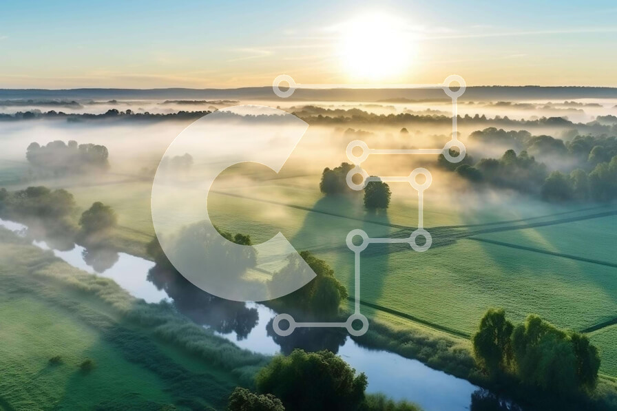 Intra Συλλεκτικό Ξύλινο Παζλ Plywood  4mm - Εναέρια άποψη του Misty Green Field με τον ποταμό Σε Ξύλινο Κουτί - Διαστάσεις: 10x10 cm – 25 κομμάτια