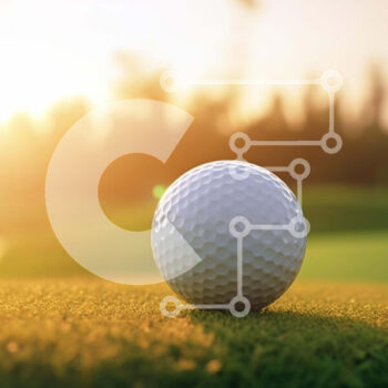 Intra Συλλεκτικό Ξύλινο Παζλ Plywood  4mm - Λευκή μπάλα του γκολφ στο γρασίδι στο ηλιοβασίλεμα Σε Ξύλινο Κουτί - Διαστάσεις Puzzle: 10x10 cm – 25 κομμάτια - Image 1