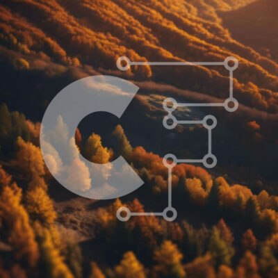 Intra Συλλεκτικό Ξύλινο Παζλ Plywood  4mm - Αεροφωτογραφία των δέντρων στην πλαγιά του λόφου στο φθινοπωρινό φύλλωμα Σε Ξύλινο Κουτί - Διαστάσεις: 10x10 cm – 25 κομμάτια - Image 1