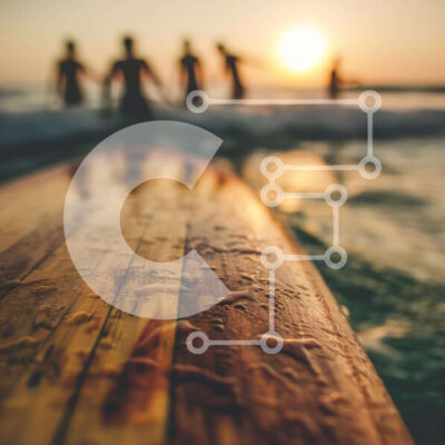 Intra Συλλεκτικό Ξύλινο Παζλ Plywood 4mm - Σέρφερ σε ξύλινη σανίδα του σερφ στο ηλιοβασίλεμα Σε Ξύλινο Κουτί - Διαστάσεις Puzzle: 10x10 cm – 25 κομμάτια - Image 1