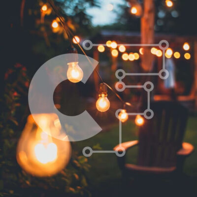 Intra Συλλεκτικό Ξύλινο Παζλ Plywood  4mm - Φώτα χορδών και Ξύλινες καρέκλες σε εξωτερικούς χώρους Σε Ξύλινο Κουτί - Διαστάσεις Puzzle: 10x10 cm – 25 κομμάτια - Image 1