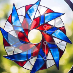 Intra Συλλεκτικό Ξύλινο Παζλ Plywood  4mm - Κυκλικό βιτρό με σχέδιο αμερικανικής σημαίας Σε Ξύλινο Κουτί - Διαστάσεις Puzzle: 10x10 cm – 25 κομμάτια