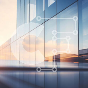 Intra Συλλεκτικό Ξύλινο Παζλ Plywood  4mm - Σύγχρονο κτίριο γραφείων με γυάλινα παράθυρα και ανθρώπους Σε Ξύλινο Κουτί - Διαστάσεις Puzzle: 10x10 cm – 25 κομμάτια - Image 1