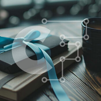 Intra Συλλεκτικό Ξύλινο Παζλ Plywood  4mm - Δώρο τυλιγμένο σε βιβλία Σε Ξύλινο Κουτί - Διαστάσεις Puzzle: 10x10 cm – 25 κομμάτια - Image 1