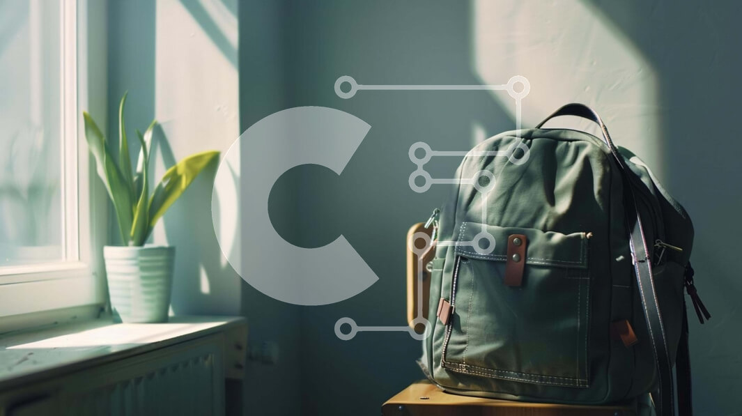 Intra Συλλεκτικό Ξύλινο Παζλ Plywood  4mm - Εσωτερική ρύθμιση με πράσινο σακίδιο πλάτης σε ξύλινη καρέκλα Σε Ξύλινο Κουτί - Διαστάσεις Puzzle: 10x10 cm – 25 κομμάτια