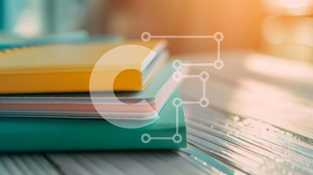 Intra Συλλεκτικό Ξύλινο Παζλ Plywood  4mm - Πολύχρωμη στοίβα σημειωματάρια και σχολικά βιβλία Σε Ξύλινο Κουτί - Διαστάσεις Puzzle: 10x10 cm – 25 κομμάτια