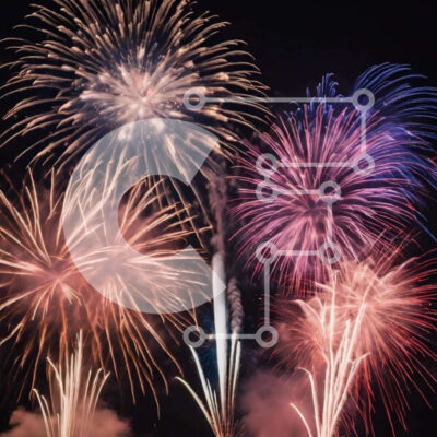 Intra Συλλεκτικό Ξύλινο Παζλ Plywood  4mm - Πολύχρωμη επίδειξη πυροτεχνημάτων στο σκοτεινό ουρανό Σε Ξύλινο Κουτί - Διαστάσεις: 10x10 cm – 25 κομμάτια - Image 1