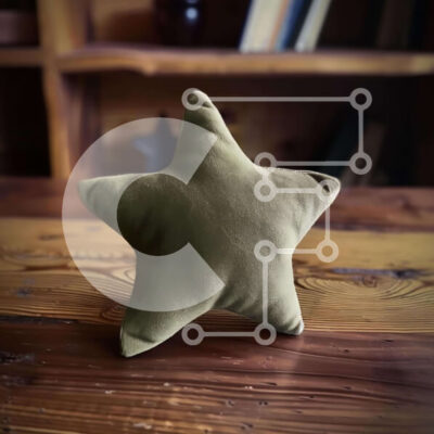 Intra Συλλεκτικό Ξύλινο Παζλ Plywood  4mm - Μαξιλάρι Green Star σε ξύλινο τραπέζι Σε Ξύλινο Κουτί - Διαστάσεις: 10x10 cm – 25 κομμάτια - Image 1